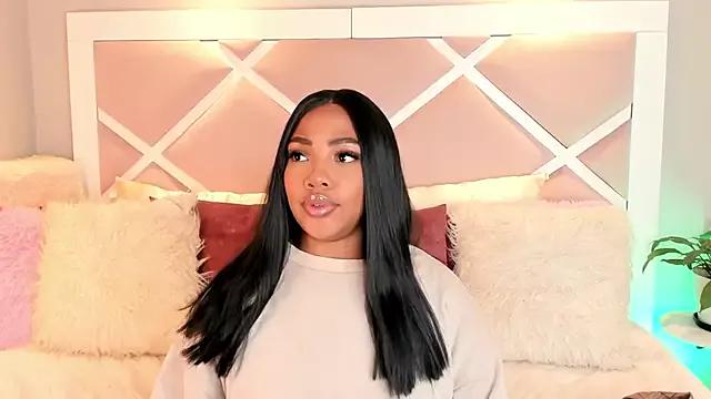 CarolinaRosa from StripChat is Freechat