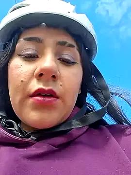 CAROLINE__07 from StripChat is Freechat