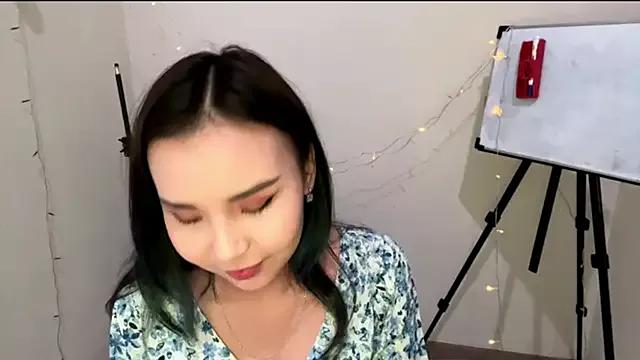 CarollFalick from StripChat is Freechat