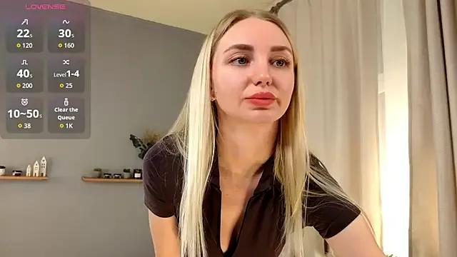 Carollina_ from StripChat is Freechat