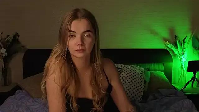 CarrieBradshaww from StripChat