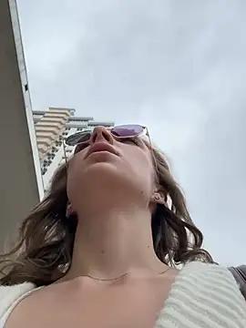 CaseyStar webcams show profile image 