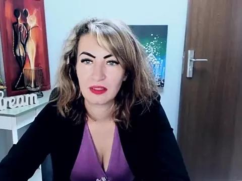 Cassandra_Hotty from StripChat