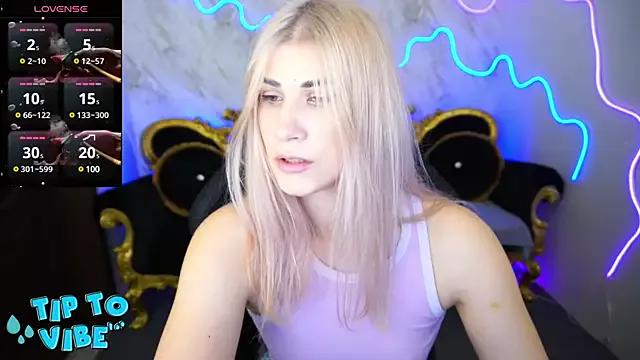 CassandraGood from StripChat