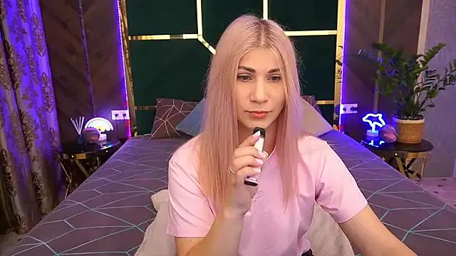 CassandraGood from StripChat