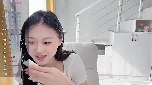 Cassie-20 from StripChat