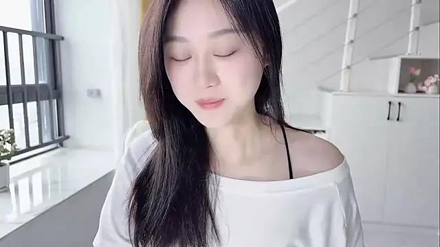Cassie-20 from StripChat