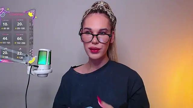 Cassie_Bae from StripChat