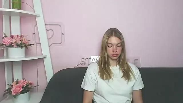 CassieDi from StripChat
