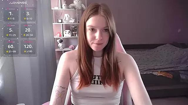 CassieJuice69 from StripChat