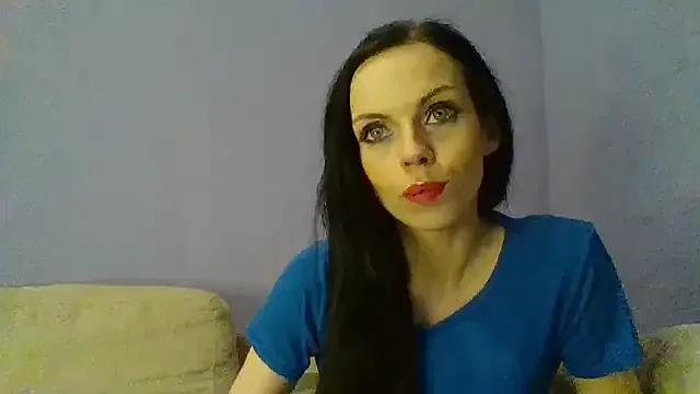 CassieSensual from StripChat is Freechat