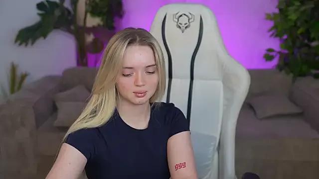 Cassy-Celestial_ from StripChat