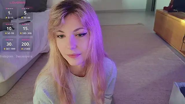 Cassycum from StripChat
