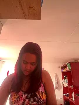 cata_bloom from StripChat is Freechat