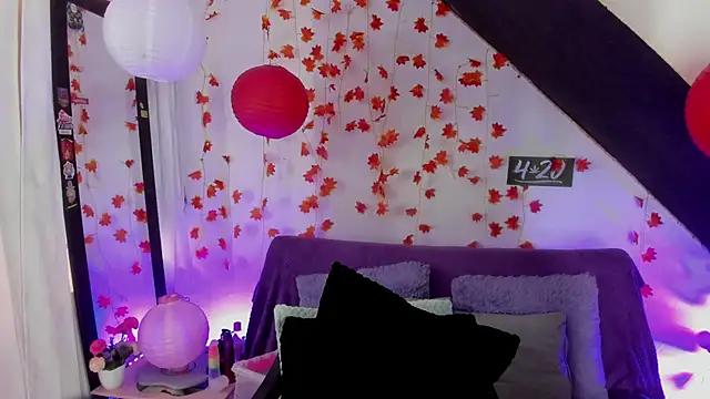 Cata_green from StripChat