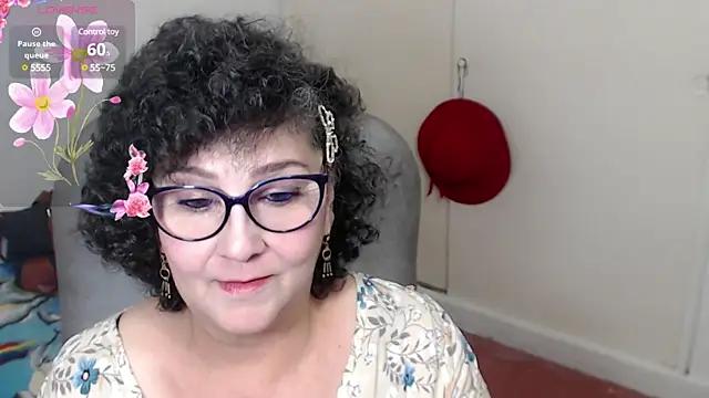 cataleya_mom from StripChat