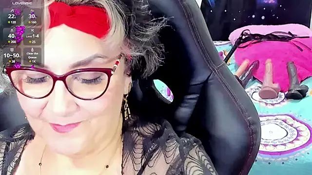 cataleya_mom from StripChat