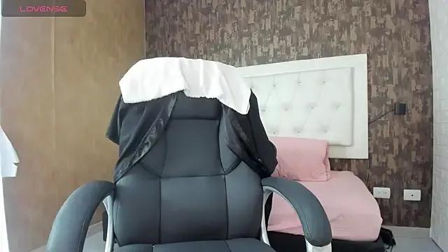 Cataleyamonroe1 from StripChat