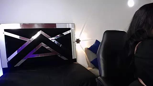 CataleyaMoonroe from StripChat