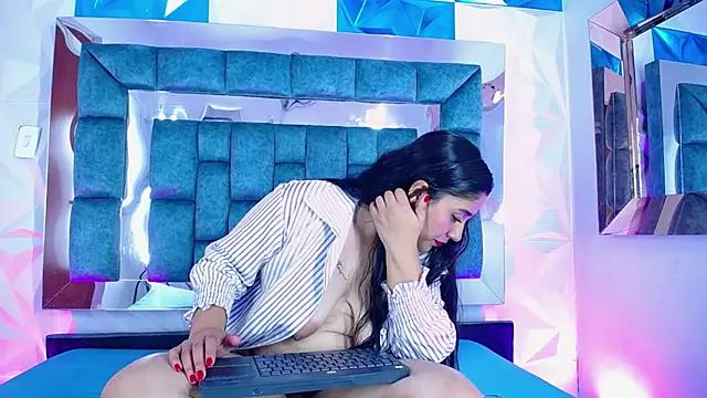 Catalina_Bustos from StripChat