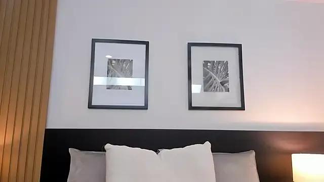 catalina_jolie from StripChat is Freechat