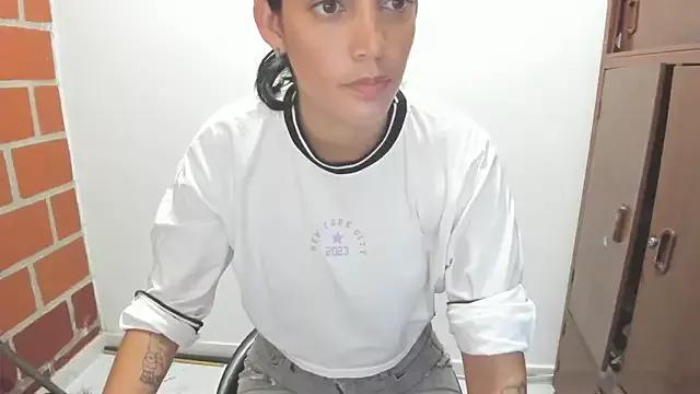 Dirty chat webcam: explore liveshows with versed models, from laying bare to fetishes, in a variety of sexy free adult webcams.