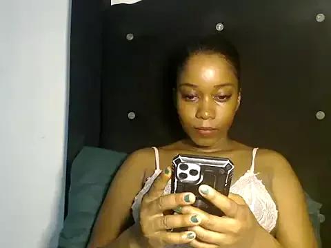 Cattaleen from StripChat