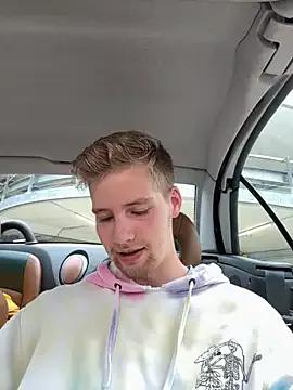 CDLukeLucy420 from StripChat is Freechat
