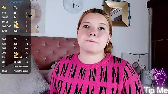CelessteRedds from StripChat