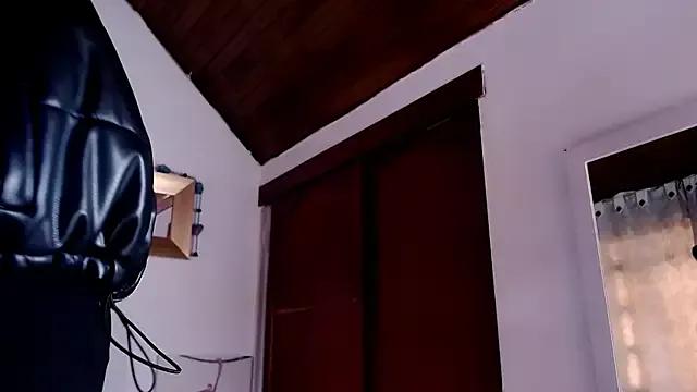 CelessteRedds from StripChat