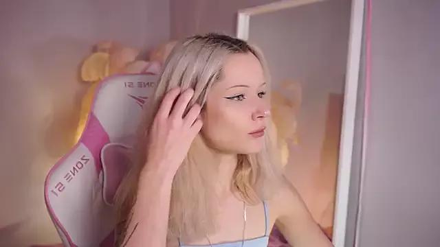 Dirty chat webcam: explore liveshows with versed models, from laying bare to fetishes, in a variety of sexy free adult webcams.