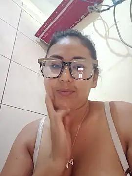CelesteAcua webcams show profile image 