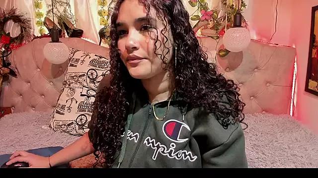 Chanelle_ from StripChat is Freechat
