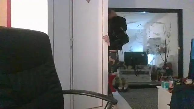 Charlotierose webcams show profile image 