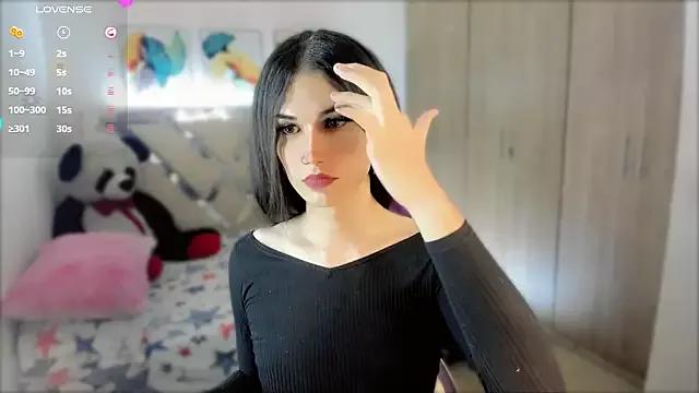 Charming_J from StripChat is Freechat