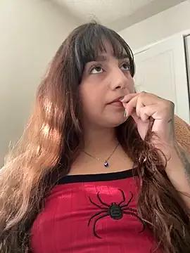 CharmingMaddie from StripChat is Freechat