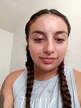 CharmingMaddie from StripChat is Freechat