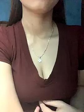 Chau_love69 from StripChat is Freechat