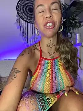 CheekyChels from StripChat