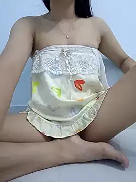 Photos of Cheli_doggy from StripChat is Freechat
