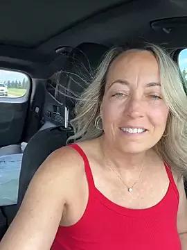 Cherry-red-xo from StripChat is Freechat
