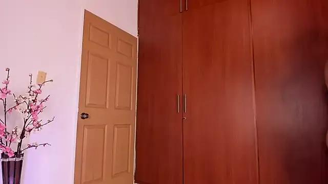 Cherry_leex from StripChat is Freechat