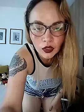 Cherry_tatt0 from StripChat is Freechat