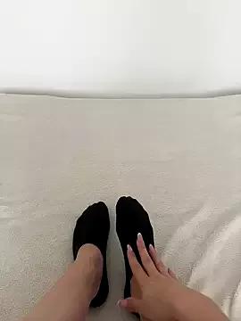 cherryfeety from StripChat is Freechat