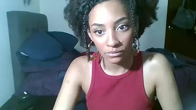 CherryPop_sr from StripChat is Freechat