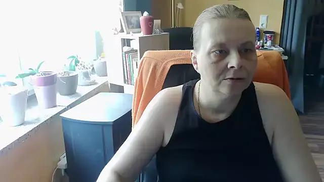 Cherrysweetkiss webcams show profile image 