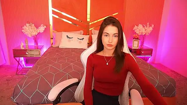 CherryyLulu from StripChat is Freechat
