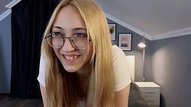 cheryl_johnson_ from StripChat is Freechat