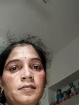 Chhaya_hot from StripChat