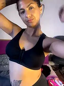 chicachocolate01 from StripChat
